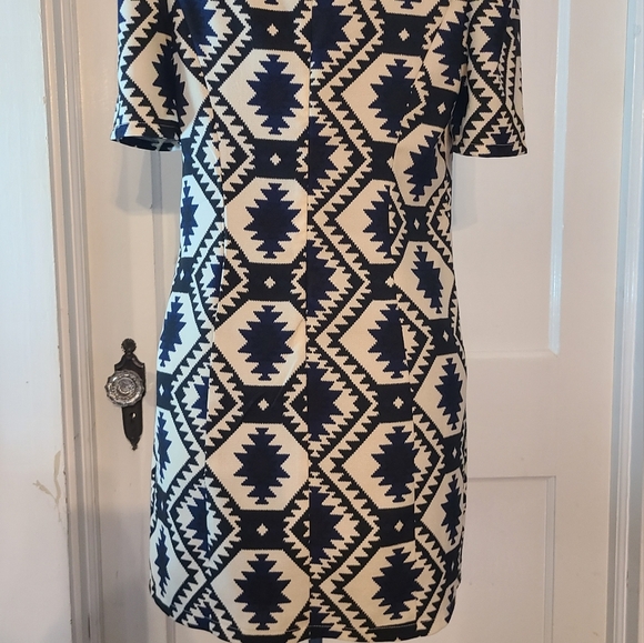 Tobi Aztec black and white dress size S - Picture 2 of 3